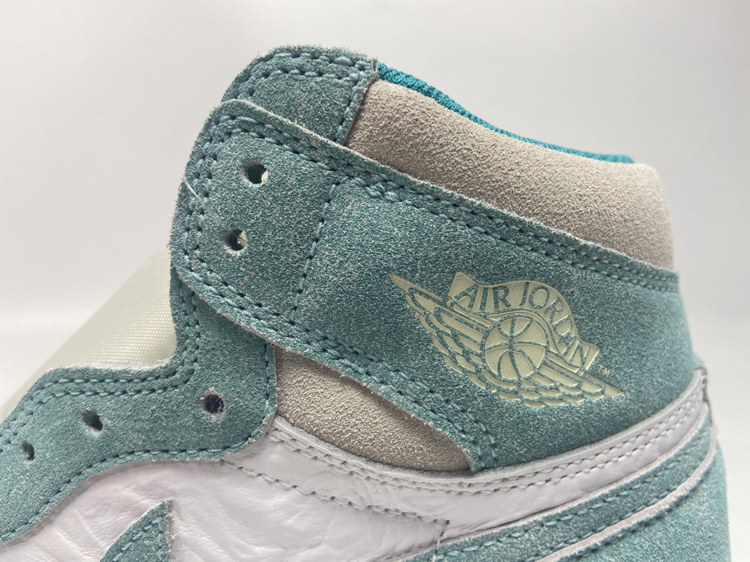 Jordan 1 Retro High Turbo Green (Mid Quality)