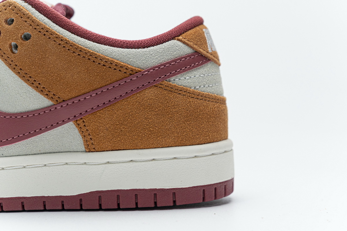 Nike SB Dunk Low Pro Dark Russet Cedar (Cheap Sneakers)