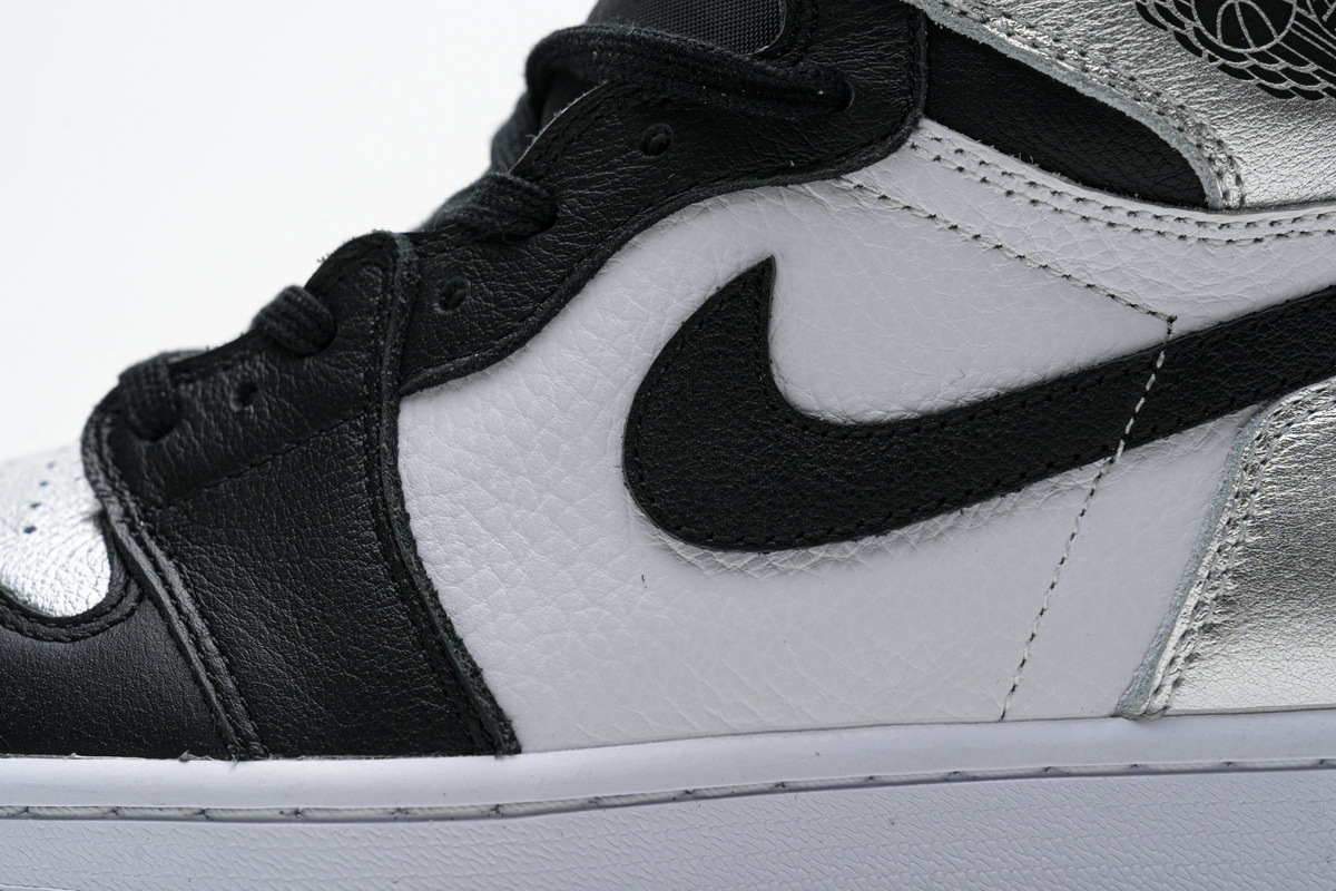 Jordan 1 Retro High Silver Toe (Mid Quality)
