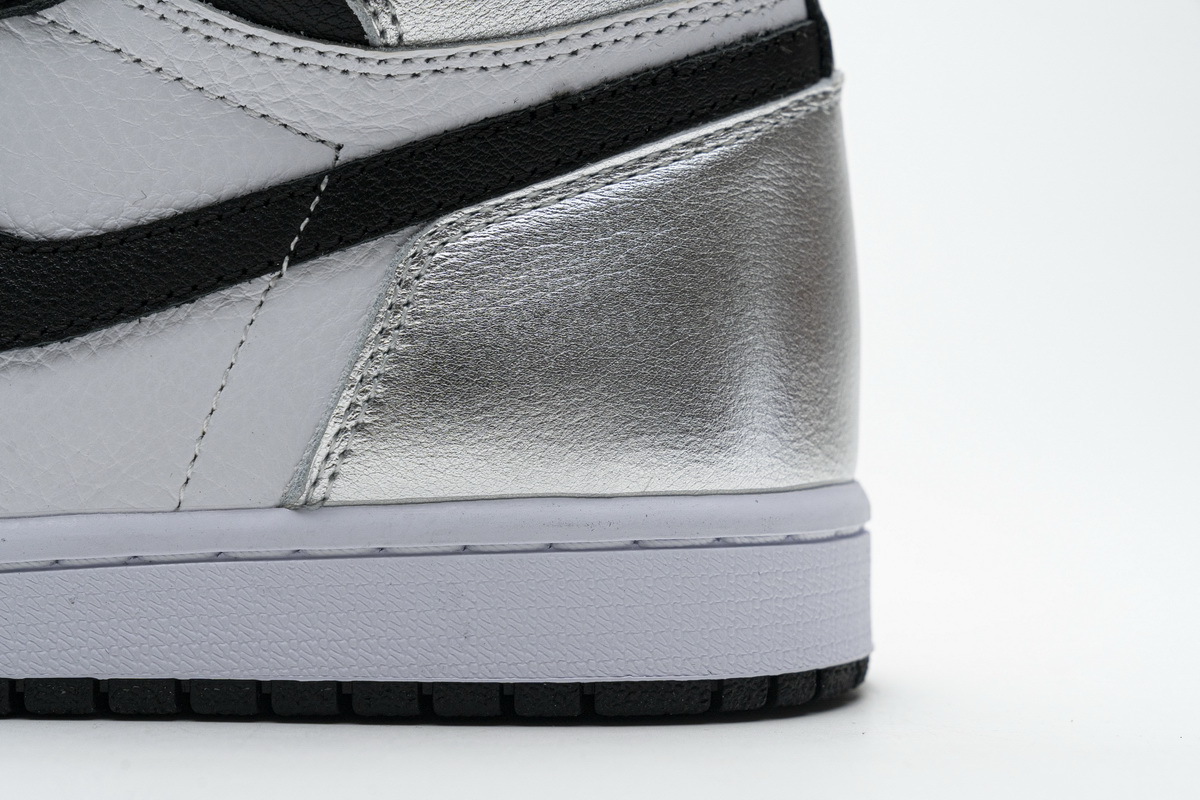Jordan 1 Retro High Silver Toe (Mid Quality)