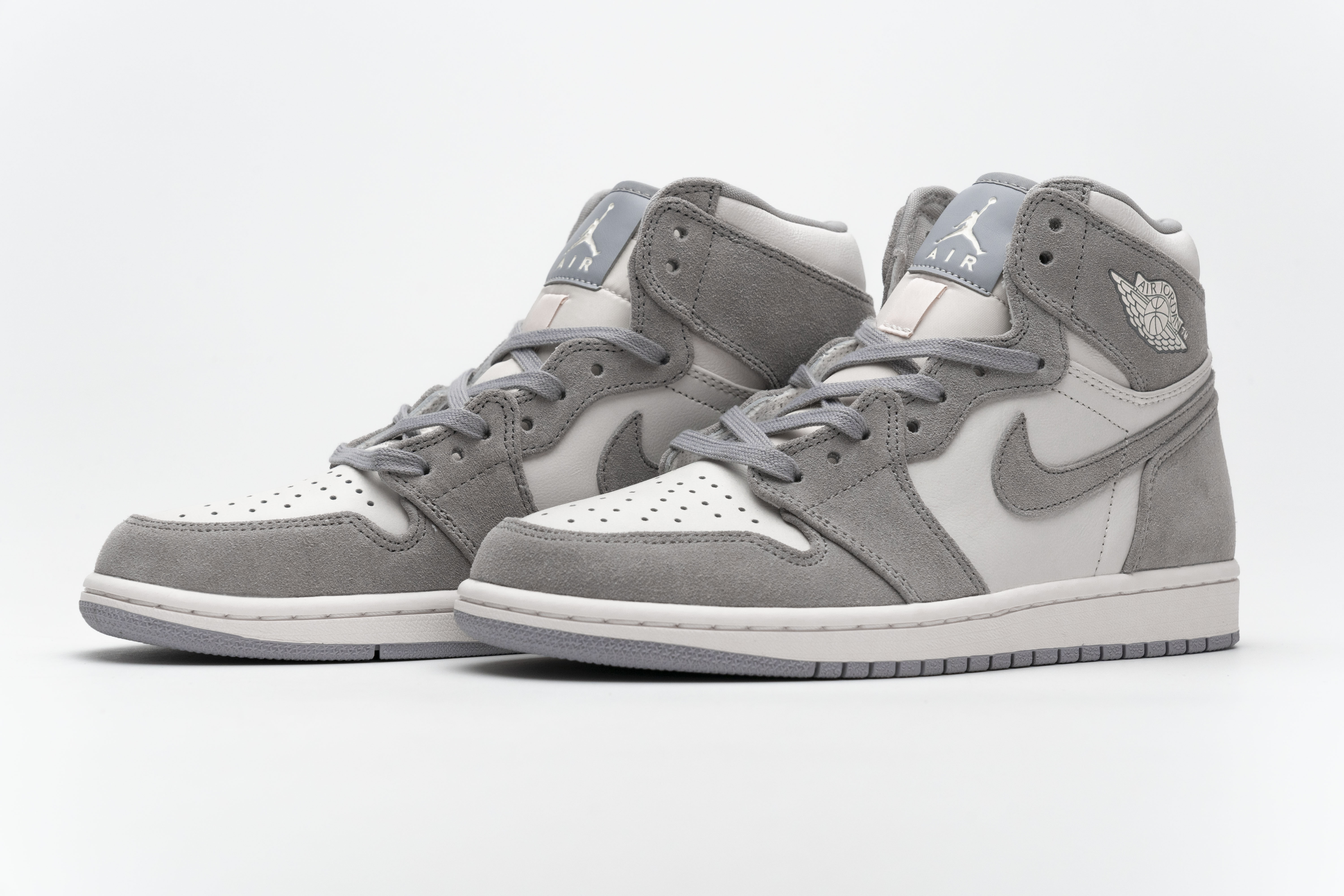 Jordan 1 Retro High Pale Ivory (Mid Quality)