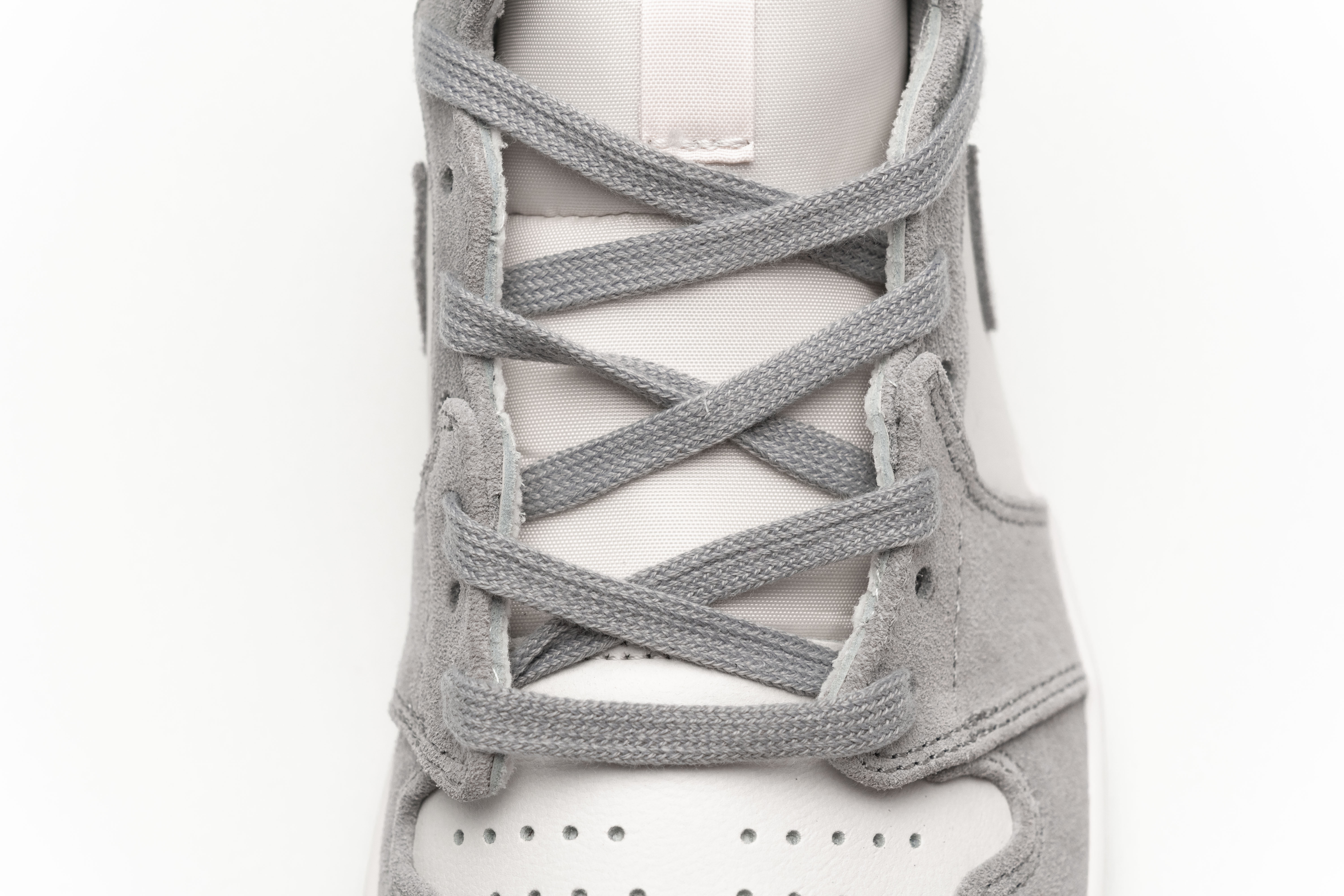 Jordan 1 Retro High Pale Ivory (Mid Quality)