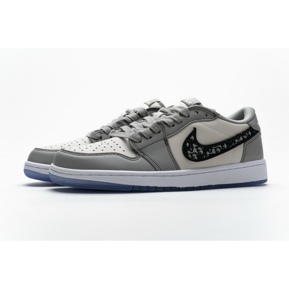 Jordan 1 Retro Low Dior
