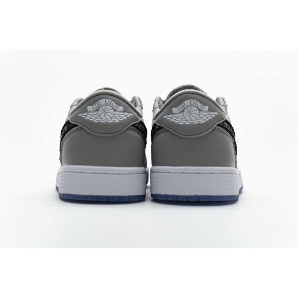 Jordan 1 Retro Low Dior