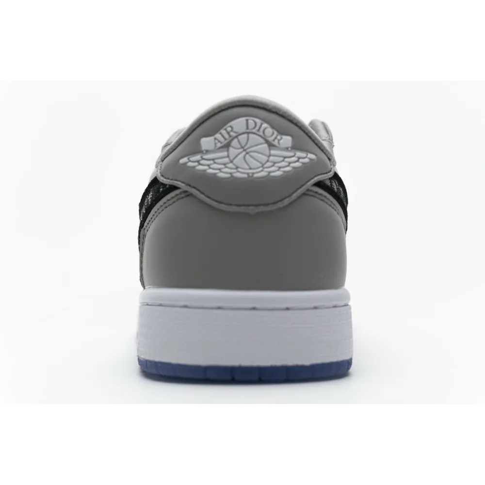 Jordan 1 Retro Low Dior