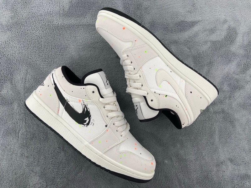 Jordan 1 Low SE Paint Splatter (GS) (Cheap Sneakers)