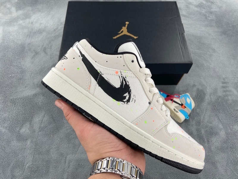 Jordan 1 Low SE Paint Splatter (GS) (Cheap Sneakers)