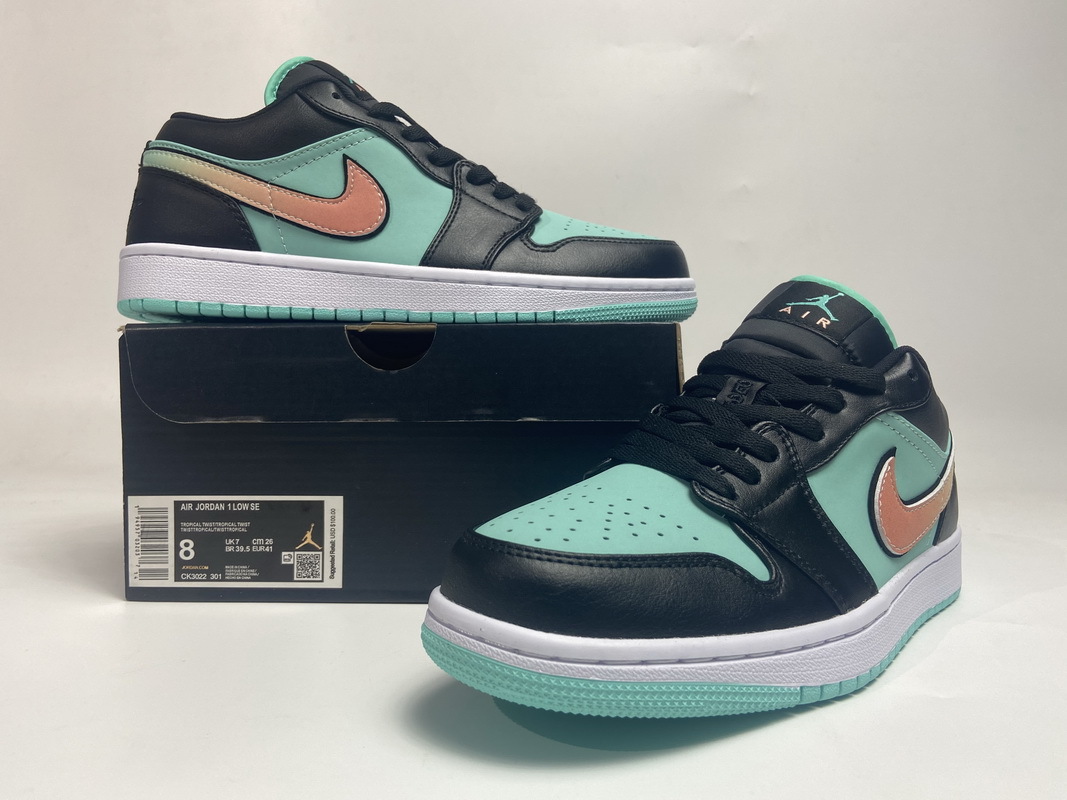 Jordan 1 Low SE Tropical Twist (Cheap Sneakers)