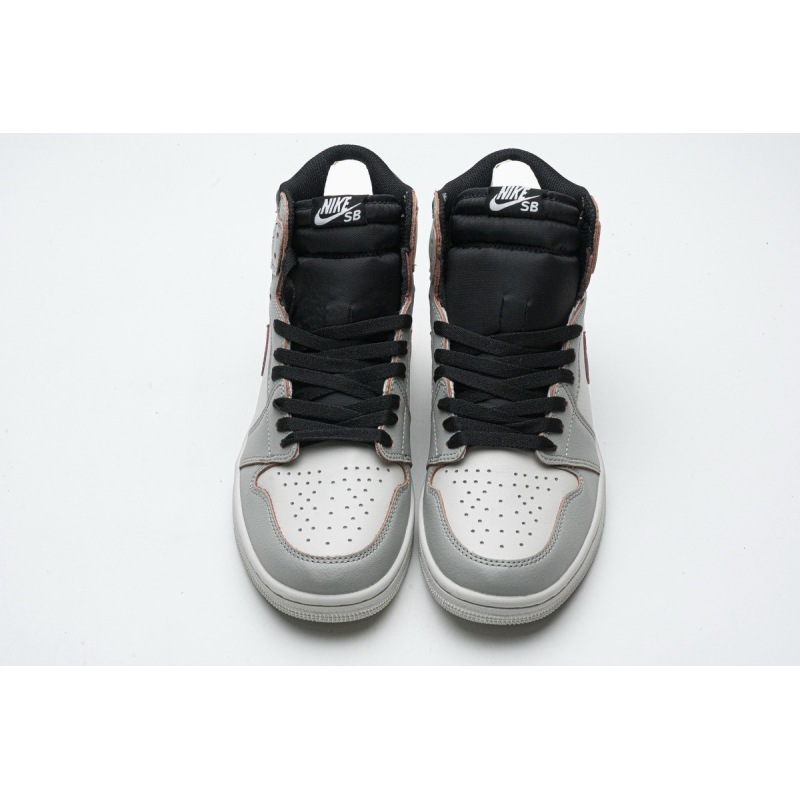 Jordan 1 Retro High OG Defiant SB NYC to Paris (Mid Quality)