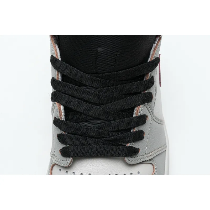 Jordan 1 Retro High OG Defiant SB NYC to Paris (Mid Quality)