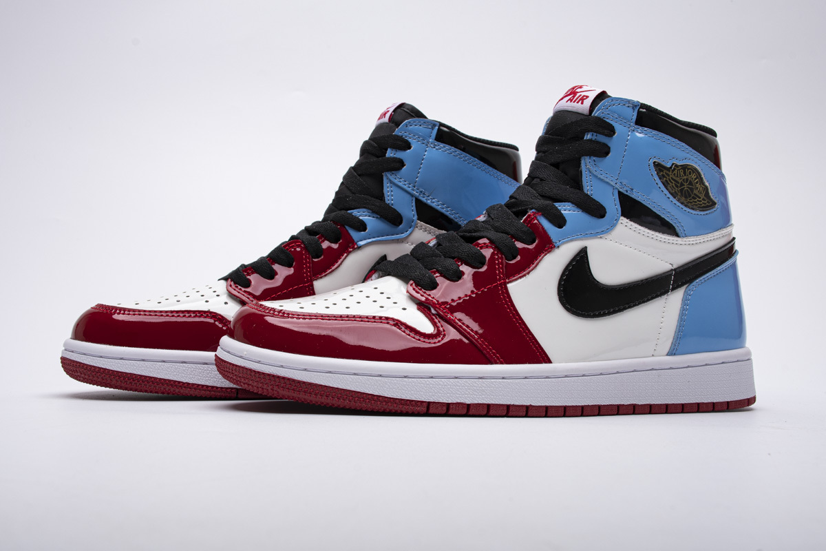 Jordan 1 Retro High Fearless UNC Chicago (Mid Quality)