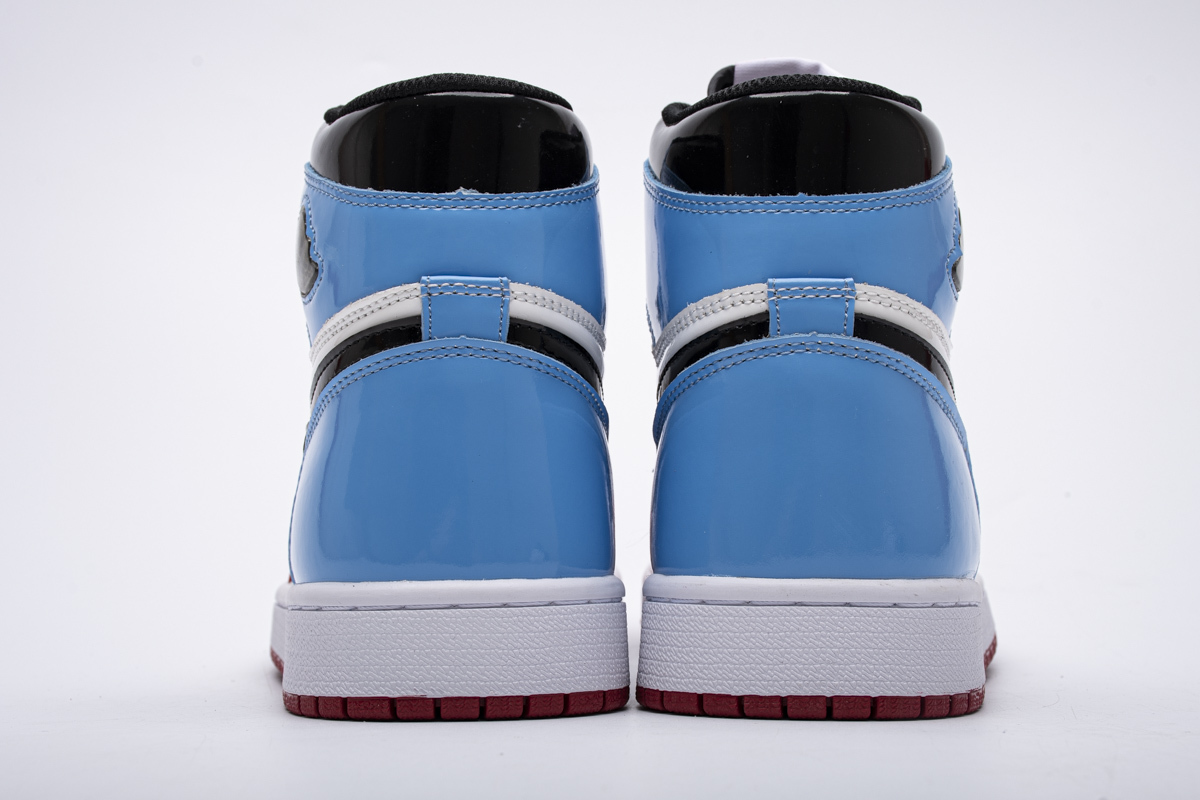 Jordan 1 Retro High Fearless UNC Chicago (Mid Quality)