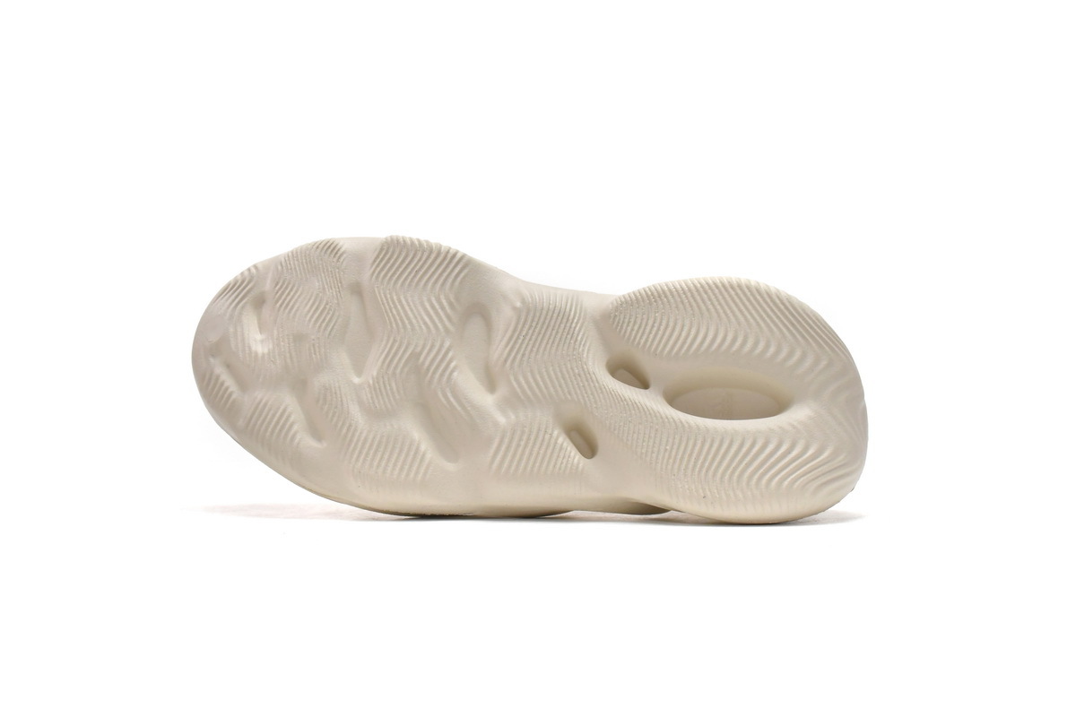 adidas Yeezy Foam RNNR Sand