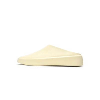 FEAR OF GOD The California Slip-On Cream 01