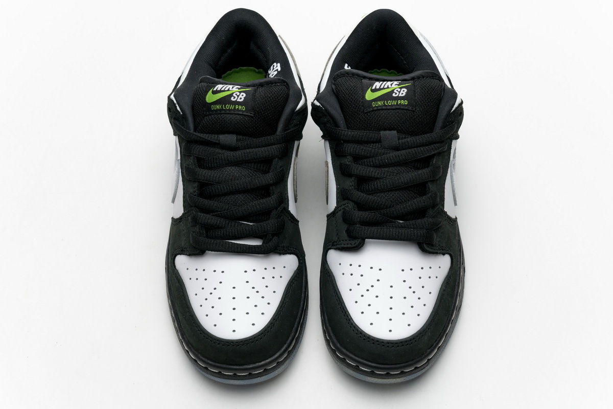 Nike SB Dunk Low Staple Panda Pigeon