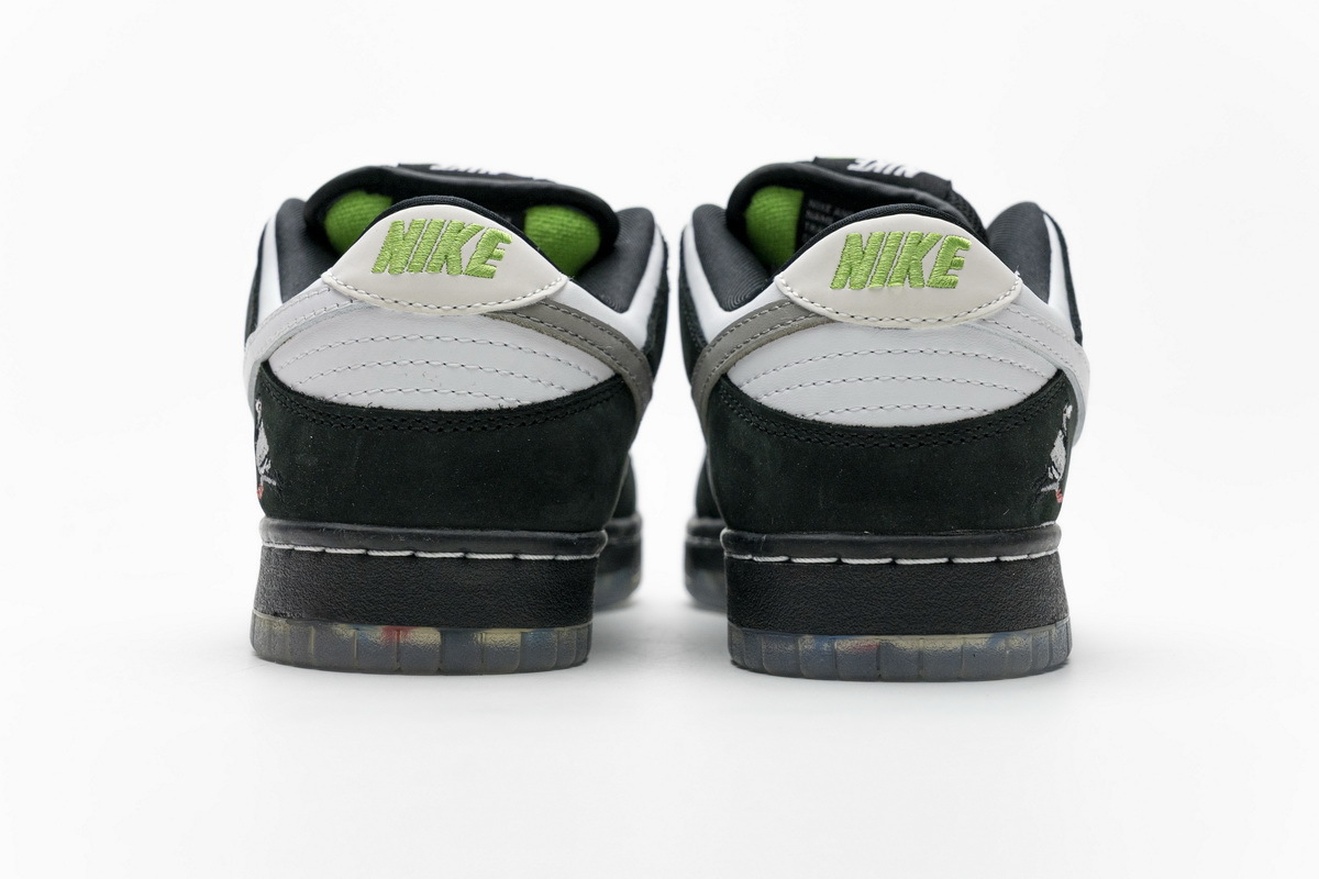 Nike SB Dunk Low Staple Panda Pigeon