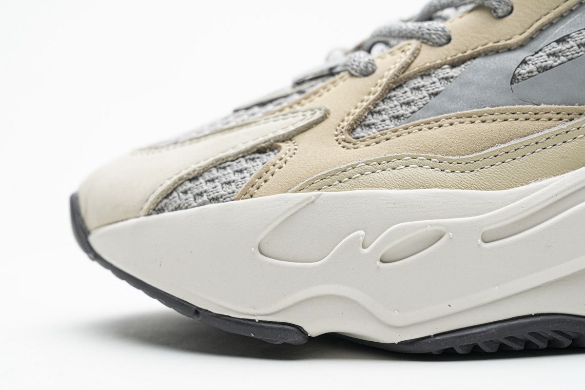 adidas Yeezy Boost 700 V2 Cream (Cheap Sneakers)