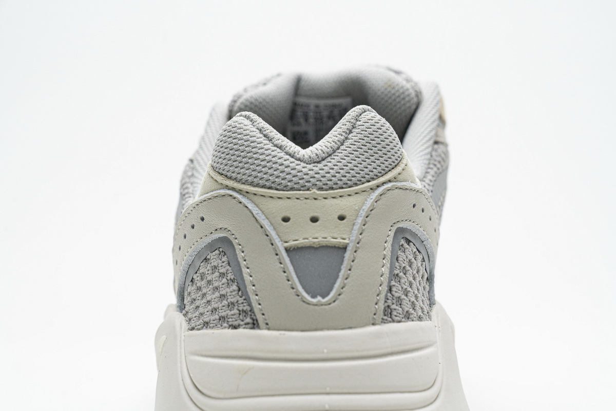 adidas Yeezy Boost 700 V2 Cream (Cheap Sneakers)