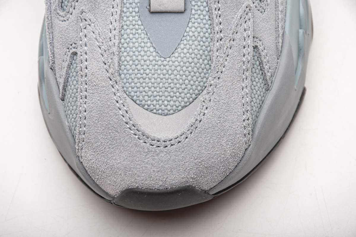 adidas Yeezy Boost 700 V2 Hospital Blue (Cheap Sneakers)