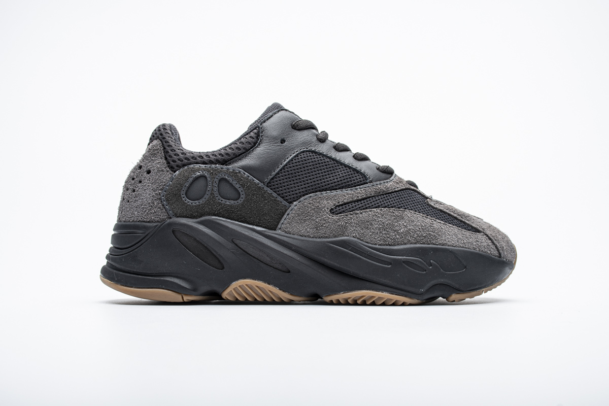 adidas Yeezy Boost 700 Utility Black (Cheap Sneakers)