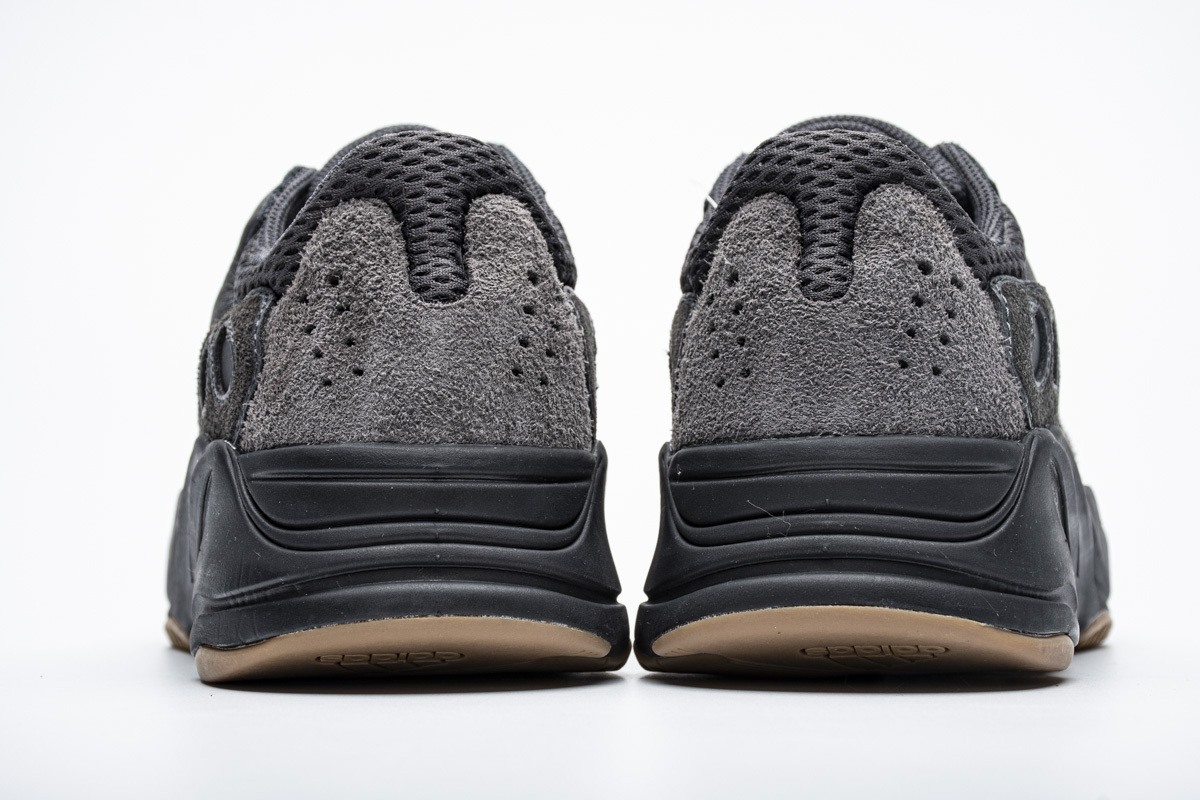 adidas Yeezy Boost 700 Utility Black (Cheap Sneakers)