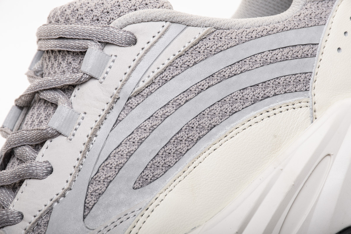 adidas Yeezy Boost 700 V2 Static (2018/2022) (Cheap Sneakers)