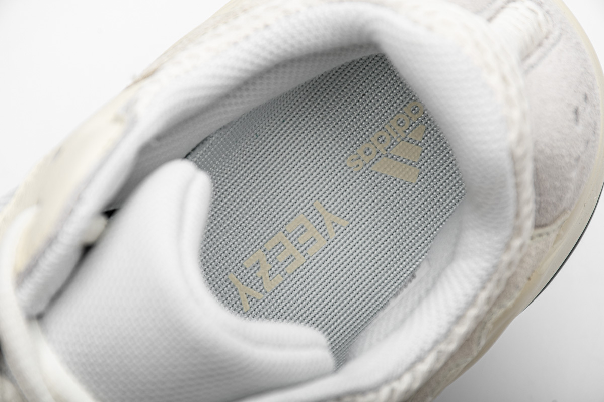 adidas Yeezy Boost 700 Analog (Cheap Sneakers)