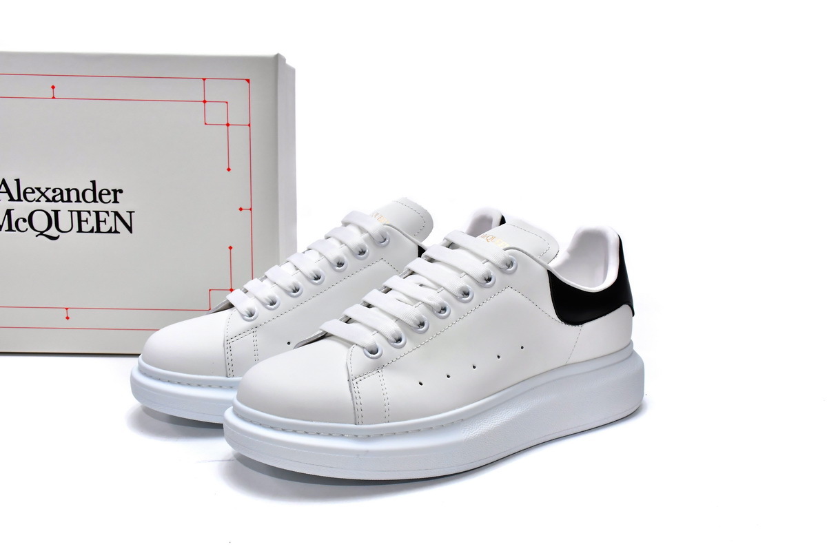 Alexander McQueen Oversized Ivory Black