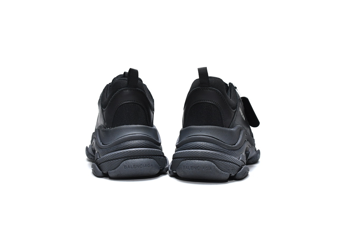 Balenciaga Triple S Triple Black (2018 Reissue) (Pre-Distressed)