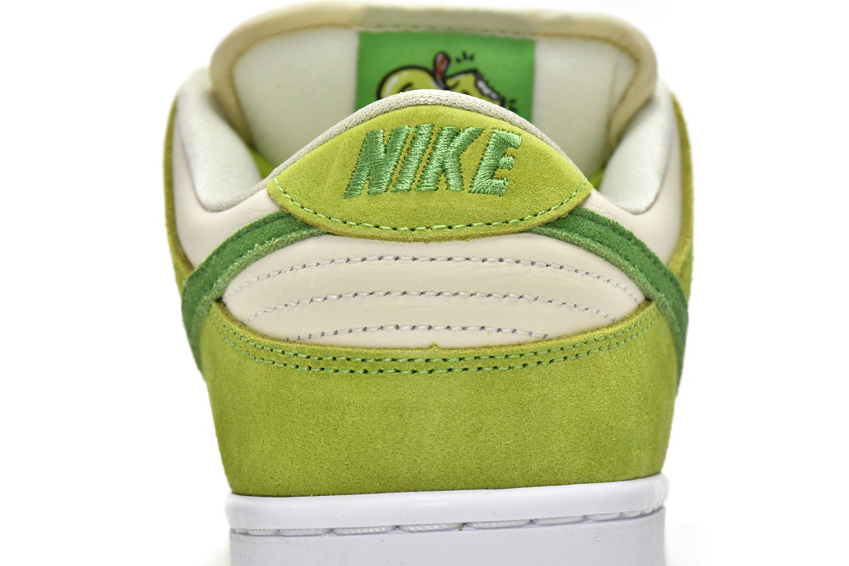 Nike SB Dunk Low Green Apple