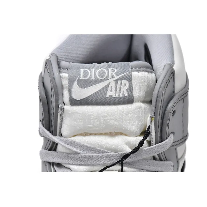 Jordan 1 Retro High Dior