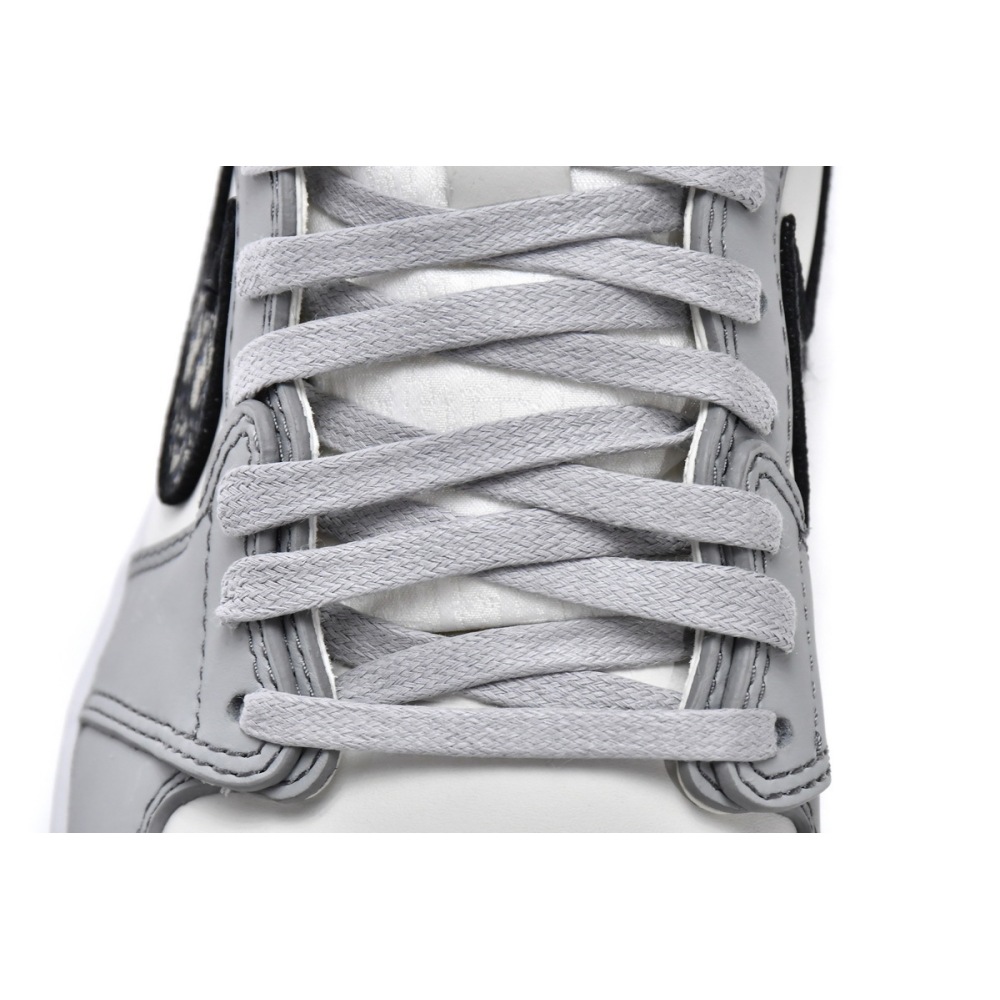 Jordan 1 Retro High Dior