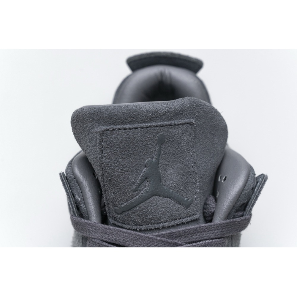 Jordan 4 Retro Kaws