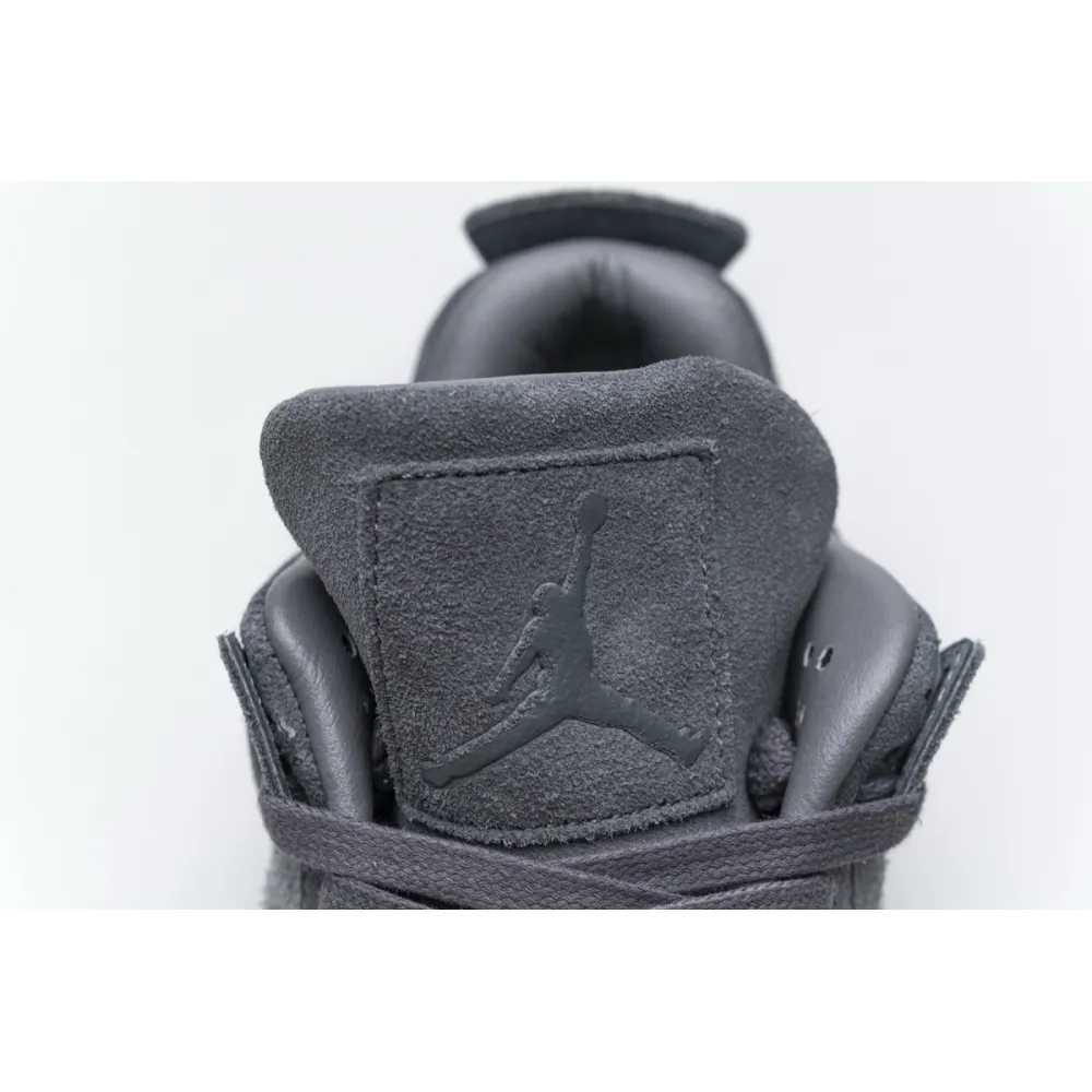 Jordan 4 Retro Kaws