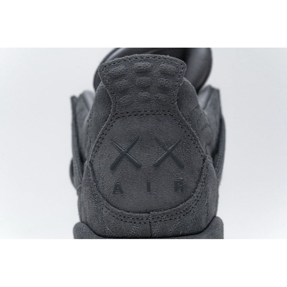Jordan 4 Retro Kaws