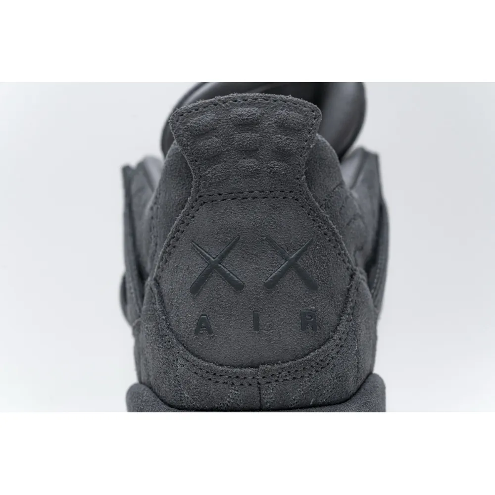 Jordan 4 Retro Kaws