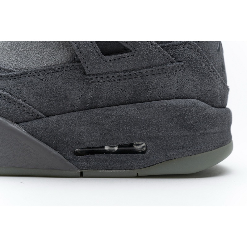 Jordan 4 Retro Kaws