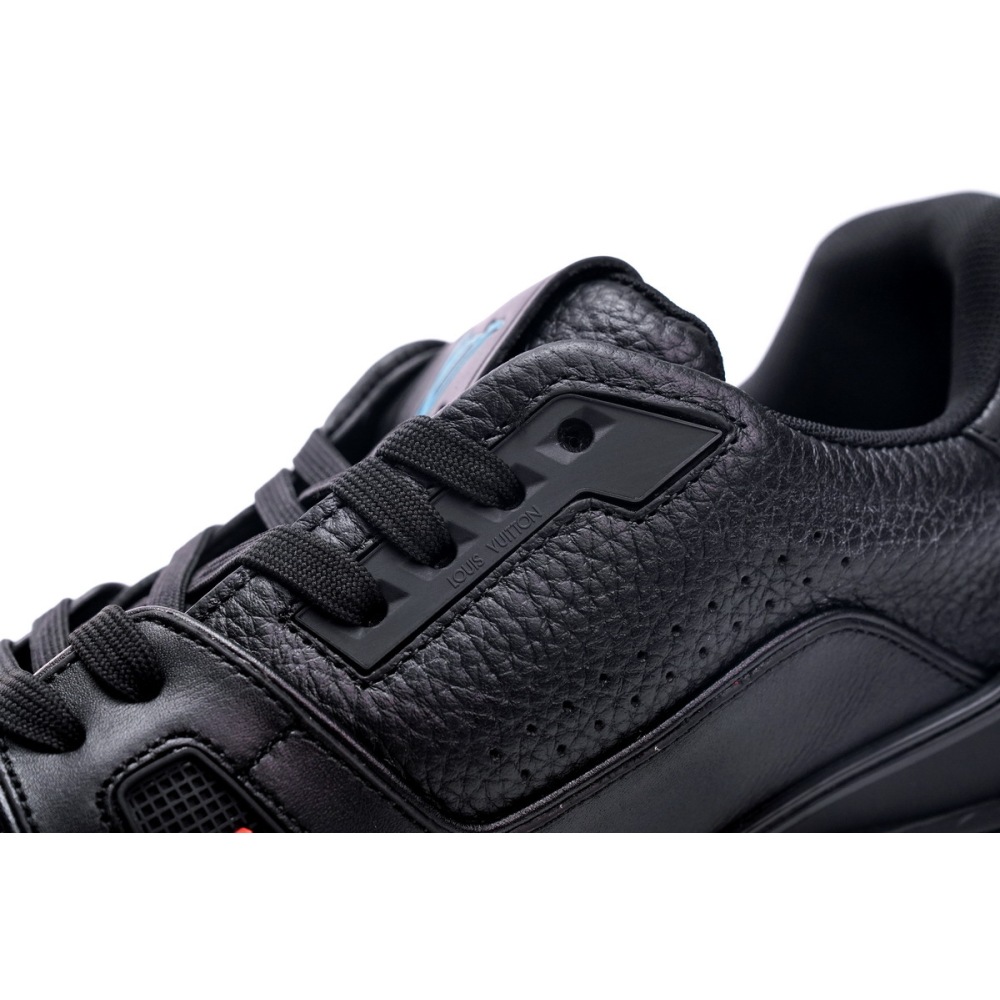 Louis Vuitton Trainer Black Signature