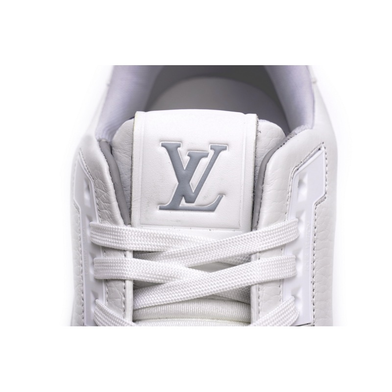 Louis Vuitton Trainer White Signature