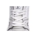 Louis Vuitton Trainer White Signature