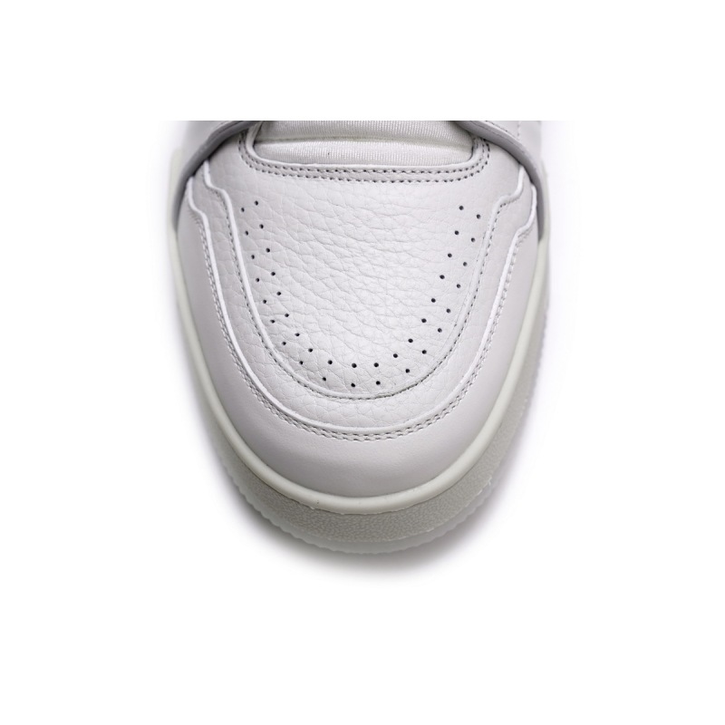 Louis Vuitton Trainer White Signature