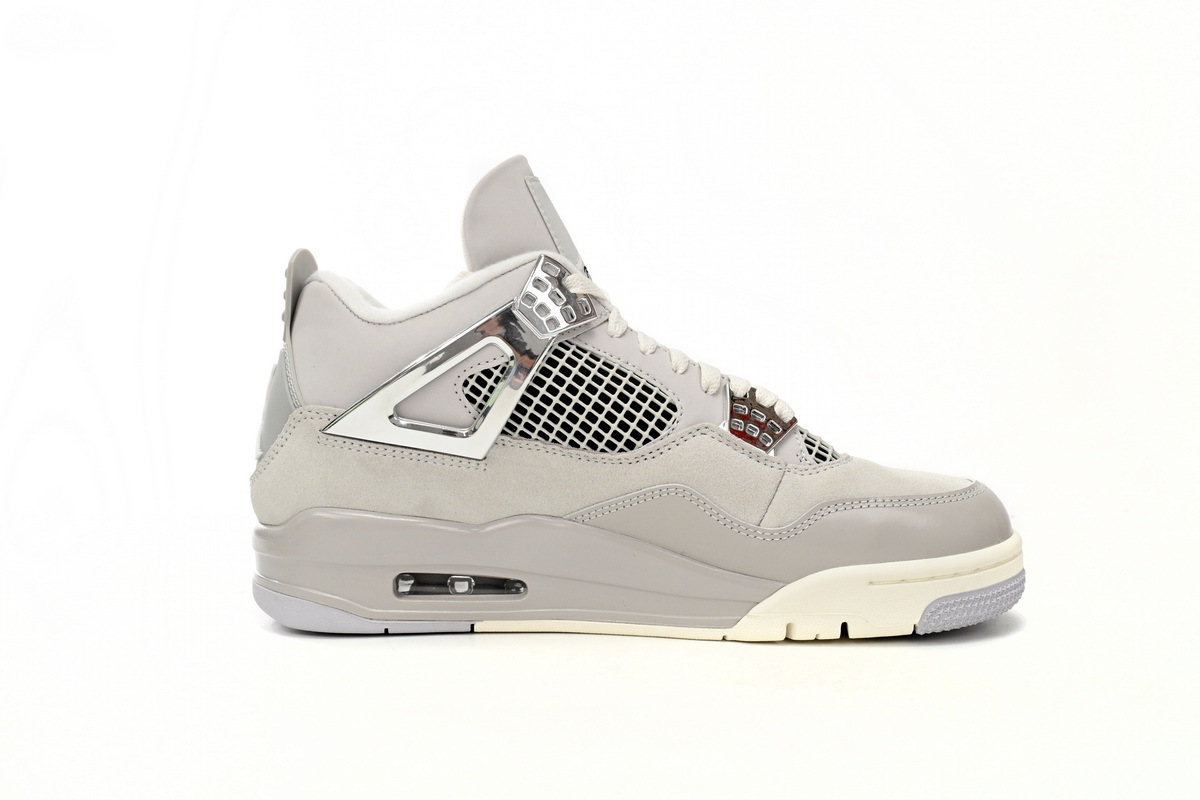 Jordan 4 Retro Frozen Moments 