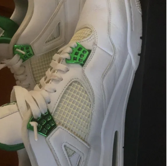 Jordan 4 Retro Metallic Green review Phoenix DuBois