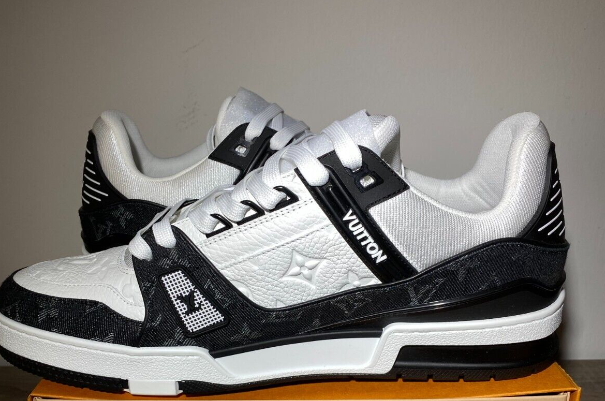 Louis Vuitton LV Trainer White Black White review Jonathan Wollaston 01