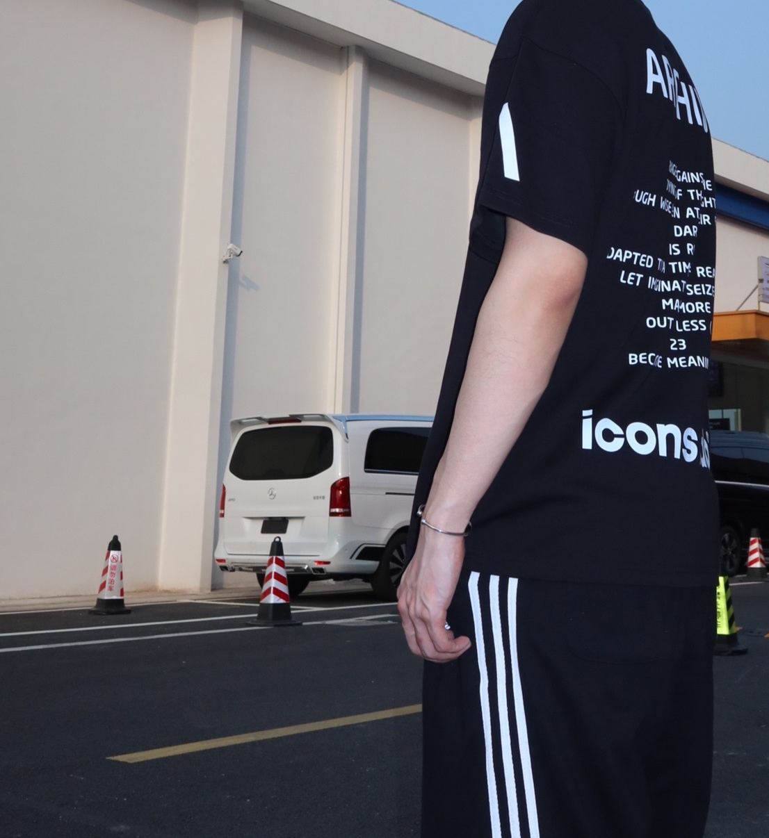 Zafa Wear Balenciaga T-Shirt KT23101 review Meroy Fowler 02