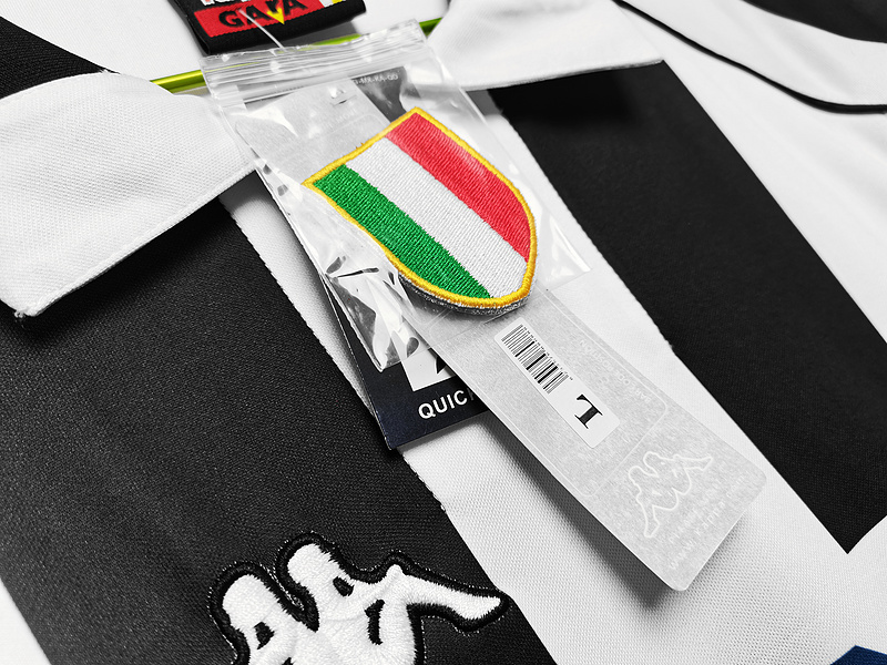 Serie A 1997/98 Juventus Retro Home Soccer Jersey