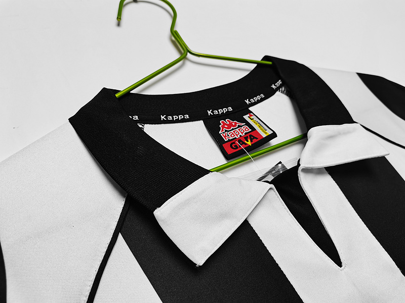 Serie A 1997/98 Juventus Retro Home Soccer Jersey