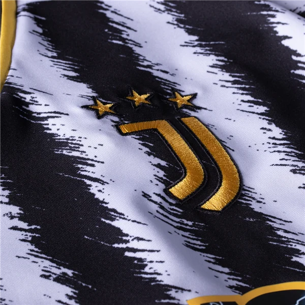 Juventus 23/24 Home Jersey
