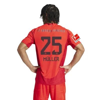 Thomas Müller Bayern Munich 24/25 Home Jersey 01