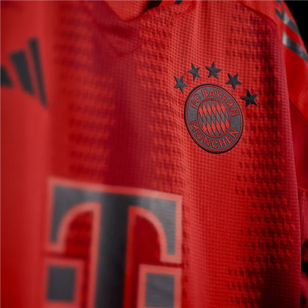 Bayern Munich 24/25 Replica Home Jersey